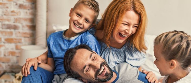 12 Tipps fir erfollegräich Planung enger Famill Reunioun