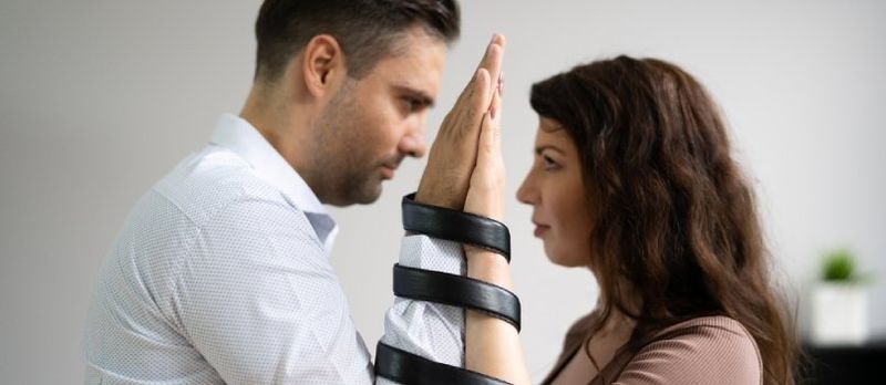 Relație de cuplu codependent. Codependența femeie și bărbat