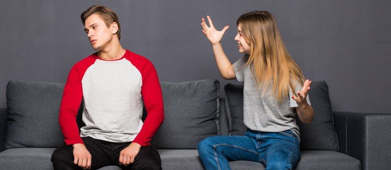 Lorsque les maris se retirent émotionnellement, il est souvent instinctif pour les femmes d